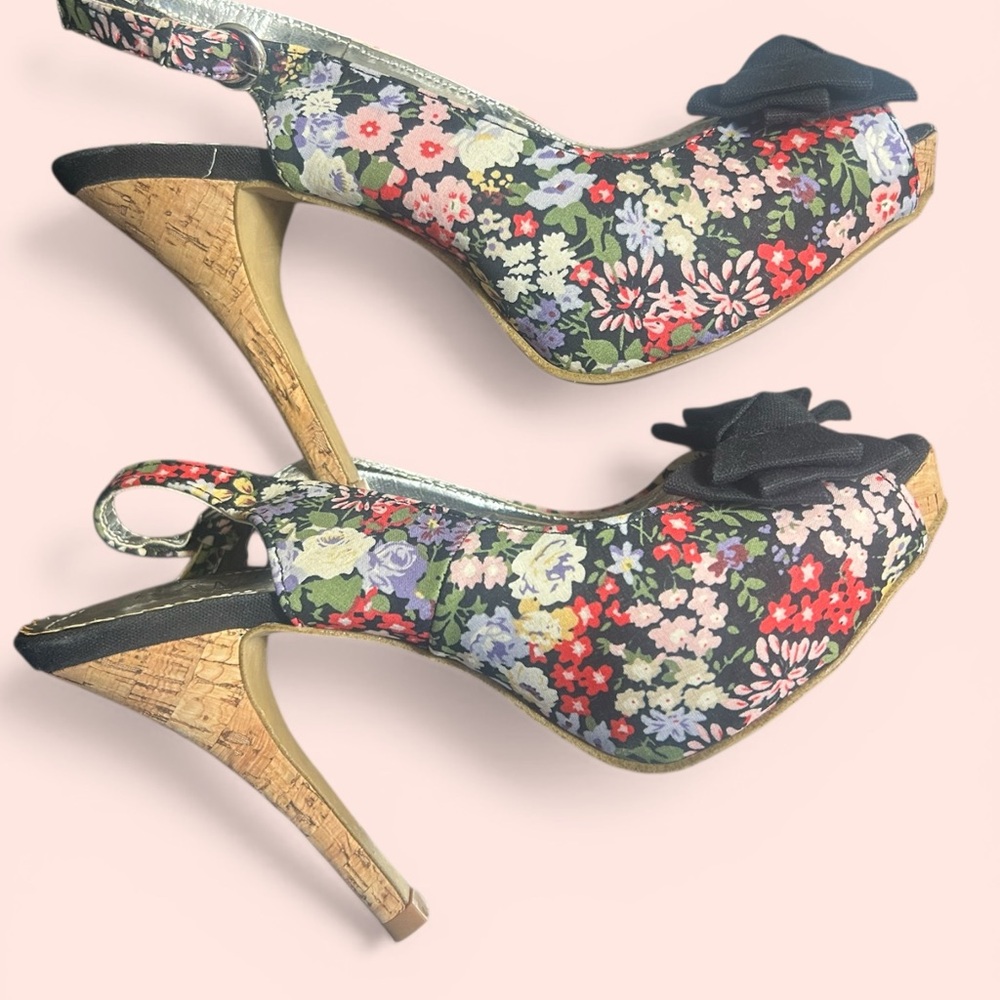 Rampage Black Floral Platform Heels Sz 6.5